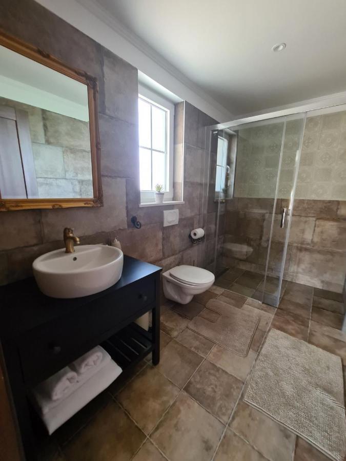 Villa Lulu Kamena Villa S Maslinikom Otok Krk Dobrinj Selo Gostinjac Кърк Екстериор снимка