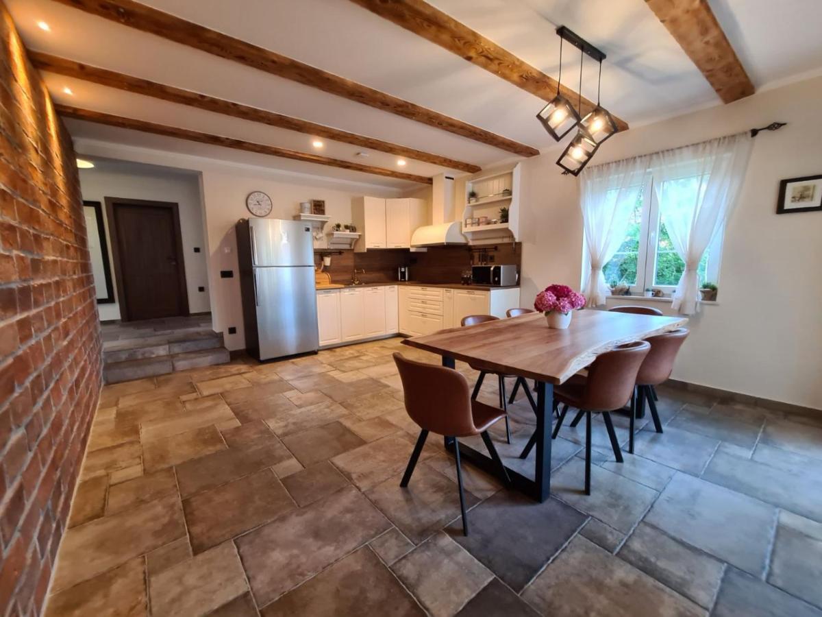 Villa Lulu Kamena Villa S Maslinikom Otok Krk Dobrinj Selo Gostinjac Кърк Екстериор снимка